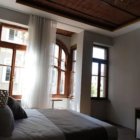 Adamantides * İstanbul