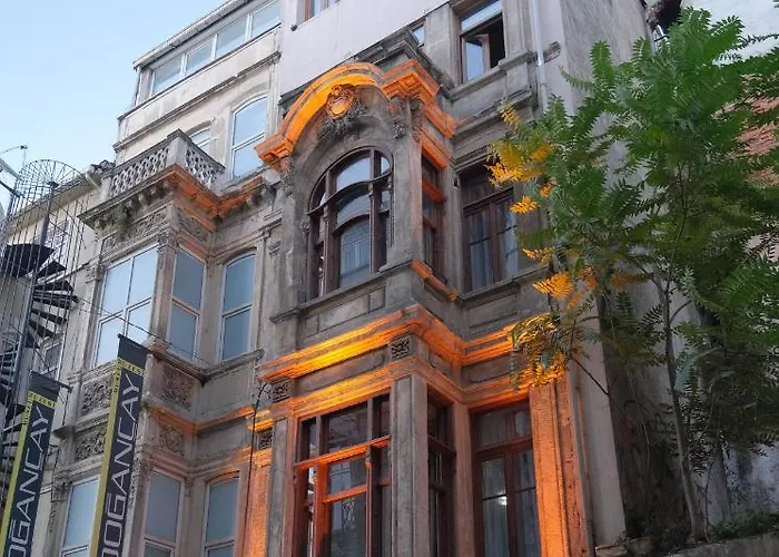 Otel Adamantides İstanbul